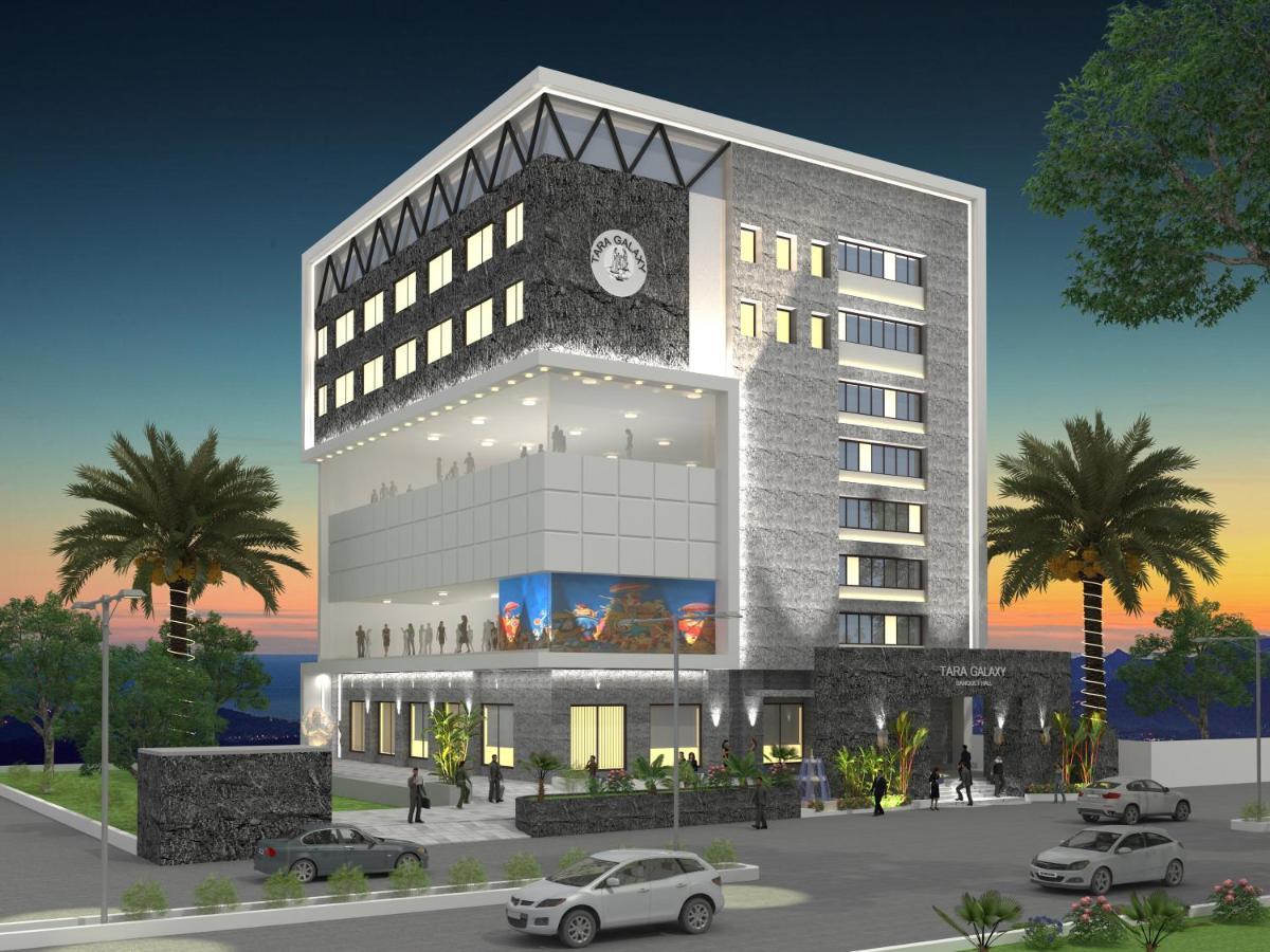 Tara Suns Hotel Вадодара Екстериор снимка
